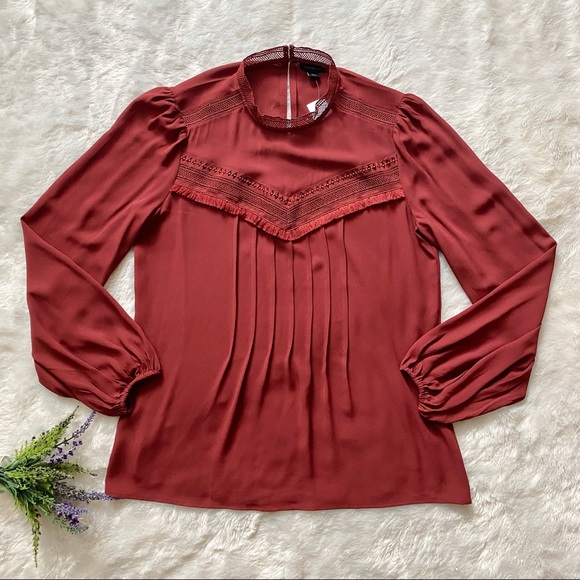 NEW Ann Taylor Fringe Detail Pleated Blouse - Picture 2 of 8